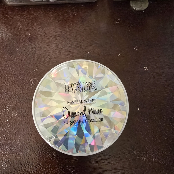 Physicians Formula Skin Care Powder - Picture 3 of 4